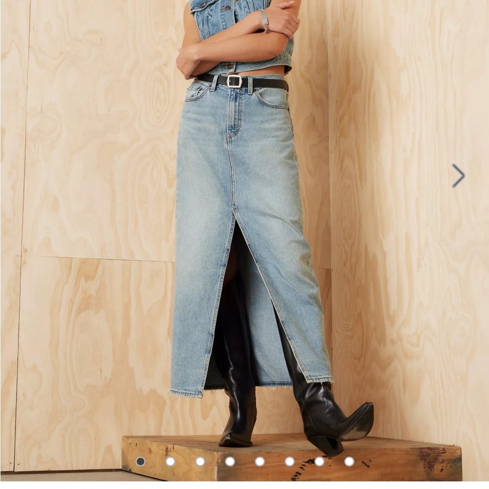 Levi's Premium Blue Denim Ankle Column Jean Skirt Women’s Size 29